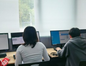 정보통신기술자격검정 디지털정보활용능력(DIAT) 자격증 취득 과정 도전★

매 학기 컴퓨터 수업을 통해 
프리젠테이션(PPT), 스프레드시트(엑셀), 워드프로세서(한글) 3가지의 종목을 도전하고 있습니다.

자격증 취득은 물론 실무적인 플랫폼을 중심으로 사용법을 익히며 언제나 열심히 배우는 우리 엘에스크 친구들 항상 응원해요~!